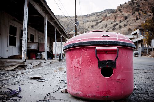 Rode Prullenbak Banksy Straatkunst