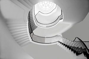 Drie verdiepingen hoog. (Three Floors High)