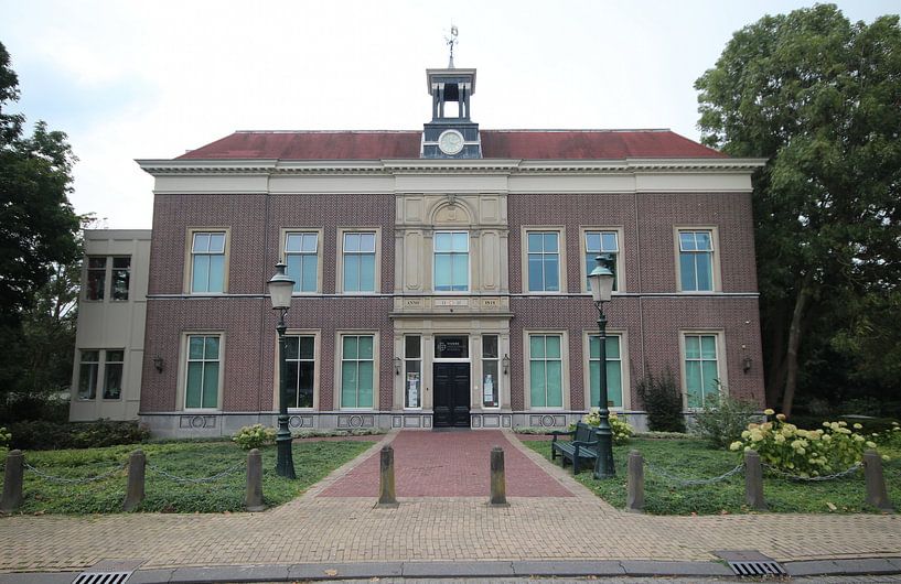 Old orphange in Moordrecht, nowadays used as care centre by André Muller