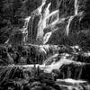 Wasserfall schwarz-weiß von Manfred Voss, Schwarz-weiss Fotografie