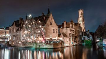 Magisch verlichte winteravond in Brugge | Panorama van Daan Duvillier | Dsquared Photography