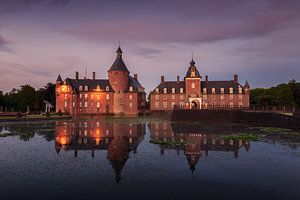 Waterburcht Anholt Duitsland bij avond