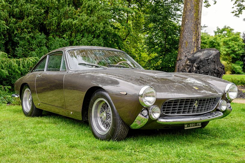 Ferrari 250 GT Berlinetta Lusso klassieke Italiaanse GT-auto uit de jaren 60 van Sjoerd van der Wal Fotografie