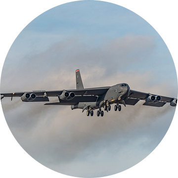 Smoke on: Boeing B-52 Stratofortress! van Jaap van den Berg