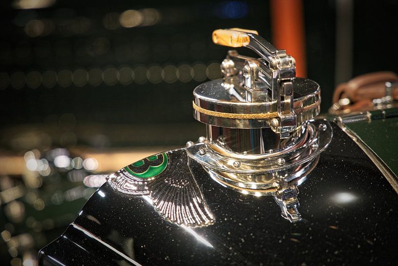 Radiator closure Blower Bentley by Rob Boon