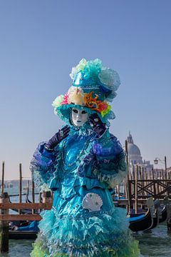 Venetië - Carnavalsmasker en Basilica di Santa Maria della Salute van t.ART