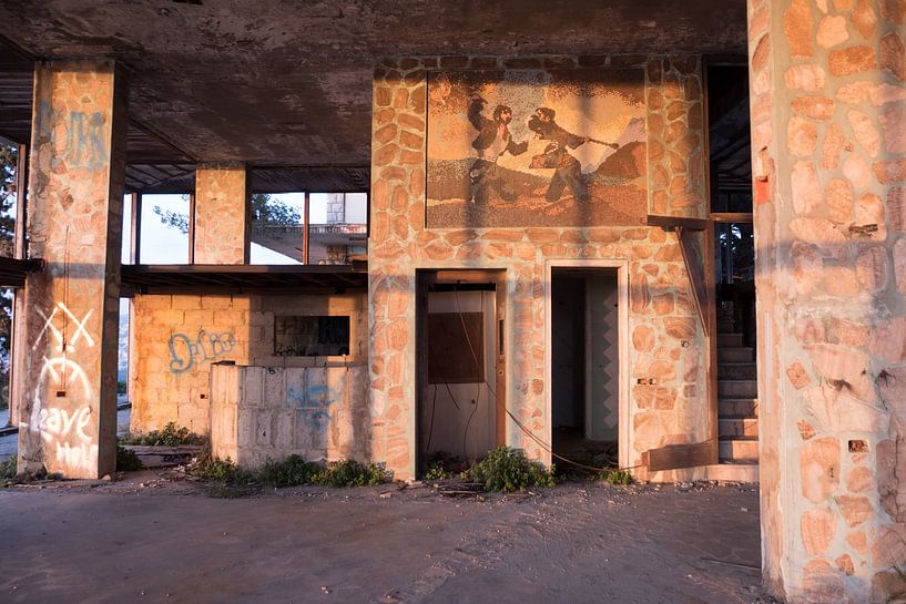 Hotel Amrieh - Lebanon by Maurice Weststrate