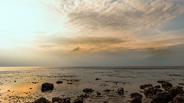 Wattenmeer im sonnenuntergang von Harry Stok