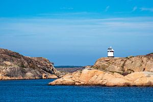 Leuchtturm nahe der  Stadt Fjällbacka in Schweden