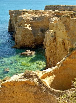 Couleurs vives sur la côte de l'Algarve - Portugal sur insideportugal