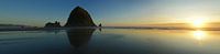 Sonnenuntergangs-Panorama vom Canon beach von Jeroen van Deel Miniaturansicht
