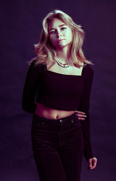 Portret dame in studio van Kaylee Verschure