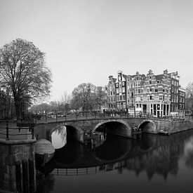 Hoek van de Prinsengracht en de Brouwersgracht in Amsterdam van Pascal Lemlijn
