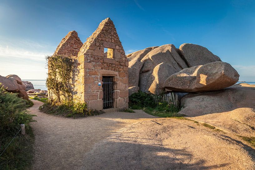 Zöllnerhaus bei Ploumanac`h, Côte de Granit Rose, Bretagne von Christian Müringer