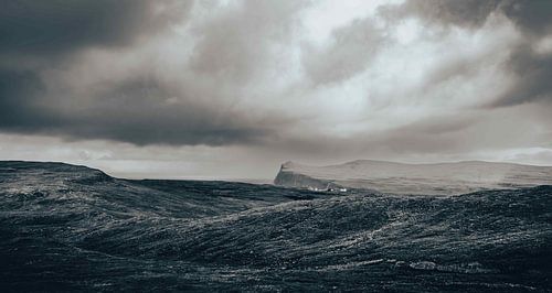 Neist Point klif in idyllisch Schotland bij de Highlands op het eiland Skye.