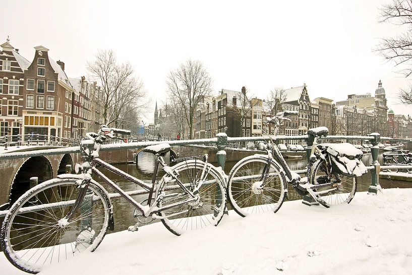 Snowy Amsterdam in winter by Eye on You