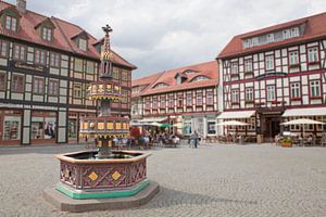 Wernigerode Marktplatz - Wohltäterbrunnen