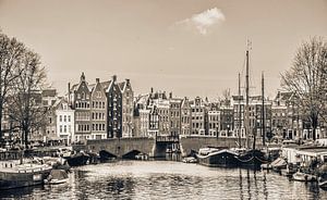  Kanalhäuser im Zentrum von Amsterdam, schwarz und weiß