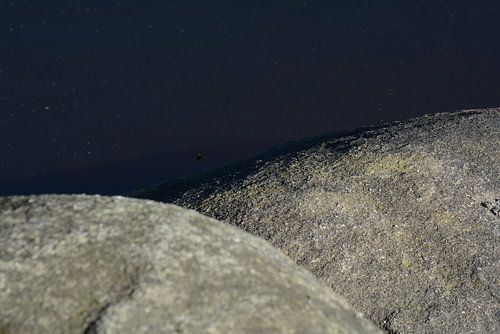 Rotsen in het water 2