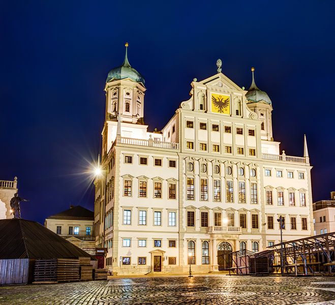 Rathaus in Augsburg bei Nacht von ManfredFotos