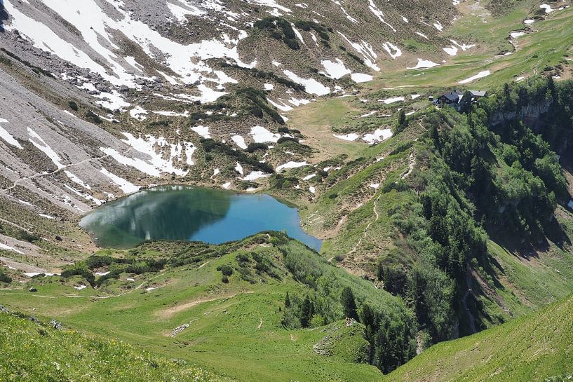 Lac de montagne Lache avec refuge Landsberger par Ralf Ruppert
