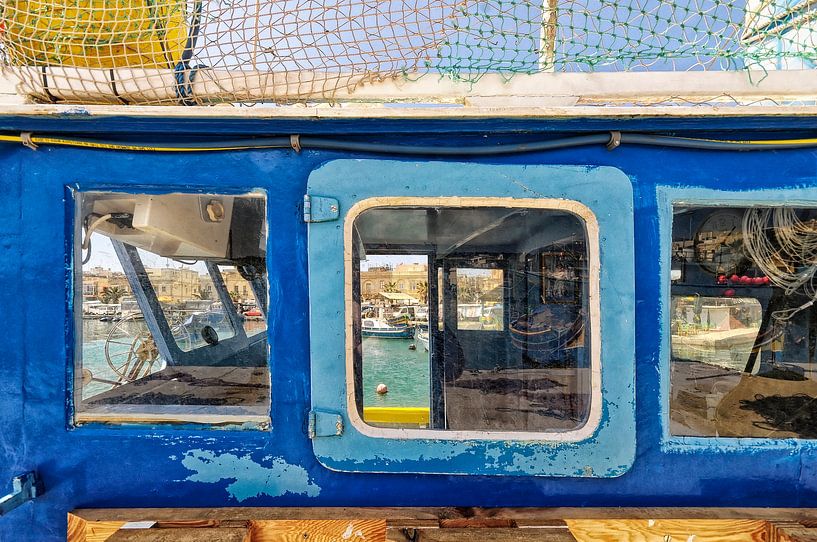 Vissersboot op het eiland Malta. van Tilly Meijer