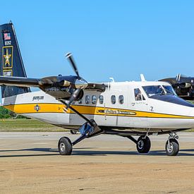 Golden Knights De Havilland Canada DHC-6 Twin Otter. van Jaap van den Berg