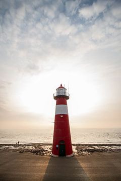 Lighthouse at Noorderhoofd, Westkapelle, The Netherlands sur Peter Hooijmeijer