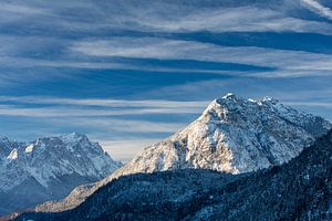 Wolkenstimmung über Kramer und Zugspitze