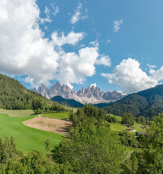 Kirche St. Johann in Ranui, Villnoss Tal, Sankt Magdalena - Santa Maddalena Alta, South Tyrol - Haut by Rene van der Meer