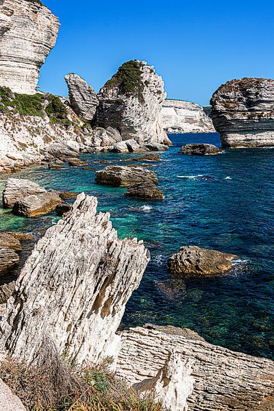 Limestone rock by Thomas Heitz