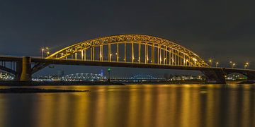 Waalbrug Nijmegen by Night - 1 von Tux Photography