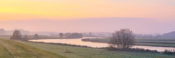 Sunrise over the river Vecht by Sjoerd van der Wal