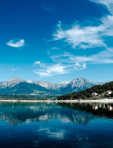 Italienischer See - Lago di santa Croce