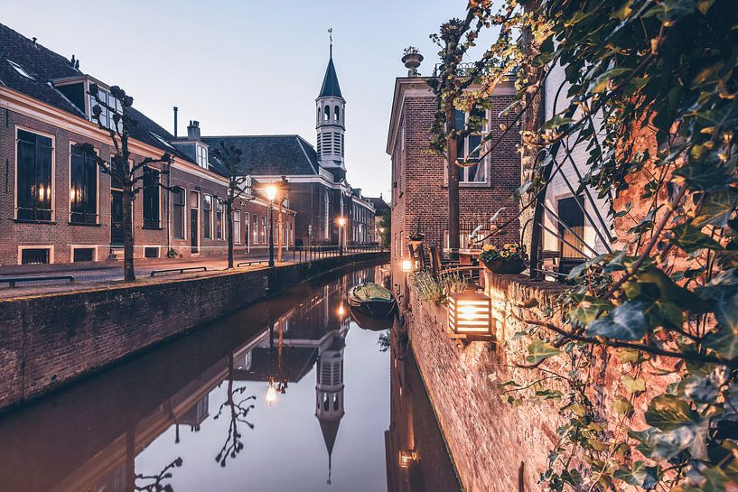 Canal Reflections  by Een Wasbeer