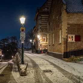 Elsloo am Abend im Winter bei Schnee von Maurice Meerten