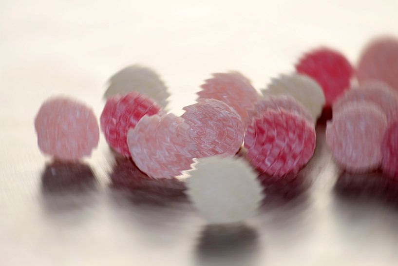 Bonbons, Kunstdruck by ines meyer