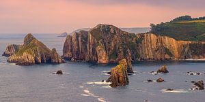 Panorama und Sonnenaufgang in Asturien, Spanien
