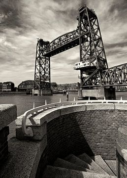 Maasbrug Nostalgie Rotterdam van Fons Bitter