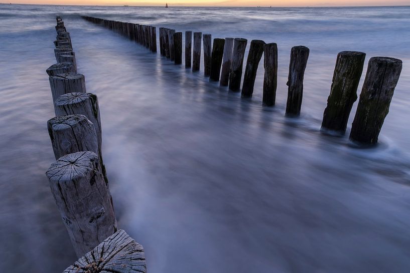 Wellenbrecher bei Sonnenuntergang in Dishoek von Frankhuizen Photography