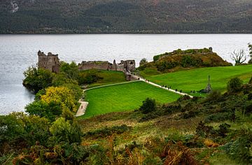 château de loch ness urquhart sur Stefan Havadi-Nagy