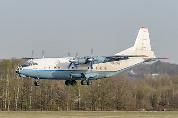 Landing of Antonov An-12BK (UR-CBG) of Cavok Air. by Jaap van den Berg