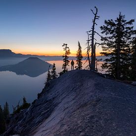 Blaue Stunde bei Crater Lake, Oregon von Jonathan Vandevoorde