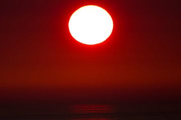 Prachtige zonsondergang boven de Noordzee van AGAMI Photo Agency
