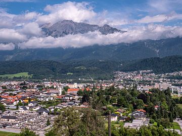 Stadspanorama van Wattens in Tirol Oostenrijk van Animaflora PicsStock