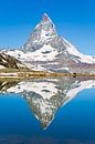 Spiegeling Matterhorn van Anton de Zeeuw thumbnail