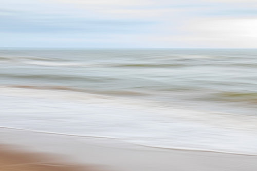 Vue sereine sur la mer