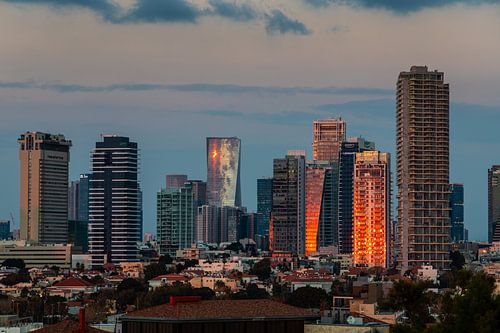 Skyline de Tel Aviv au coucher du soleil