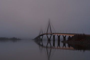 Raipoluotto bridge sur Marjon van Vuuren