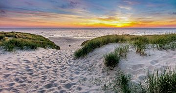 Paal 15 prachtige Zonsondergang - Texel van Texel360Fotografie Richard Heerschap